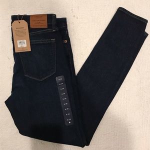 Lucky Brand skinny jeans - size 8/29 NWT